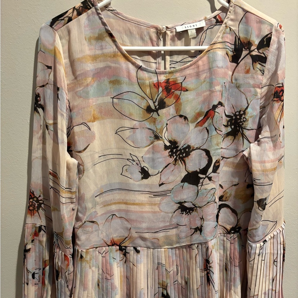Simi Size L women’s blouse.